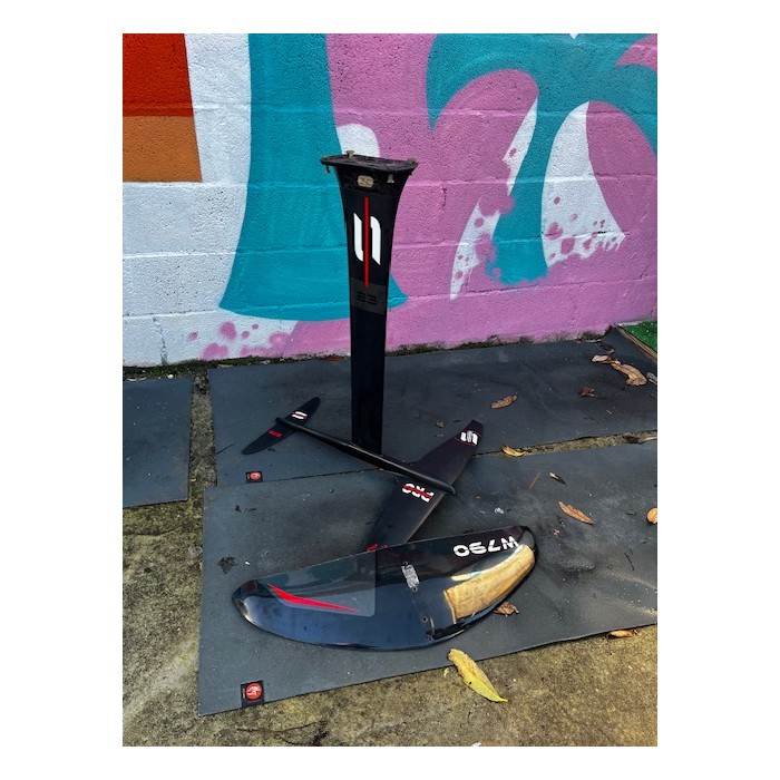 SABFOIL Complet Medusa pro 869 + w 790 Stabilisateur 370 et Mât 83 Occasion