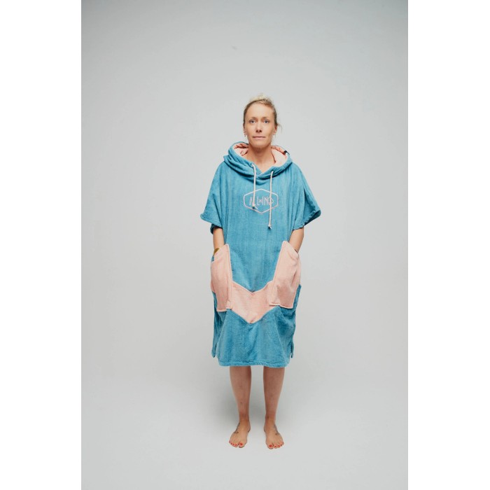 ALL-IN V Bumpy Femme Poncho