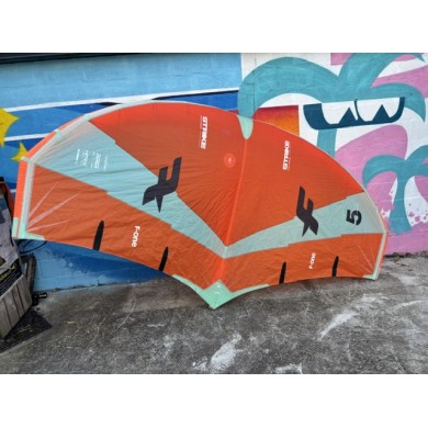 F-ONE Strike V4 5.0m² - Occasion