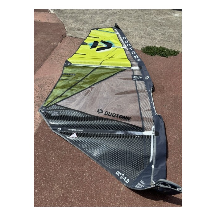 DUOTONE Super Hero SLS 2026 4.0m² Occasion DUOTONE Super Hero SLS 2026 4.0m² Occasion