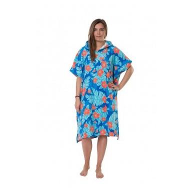 AFTER Essentials Ponchos