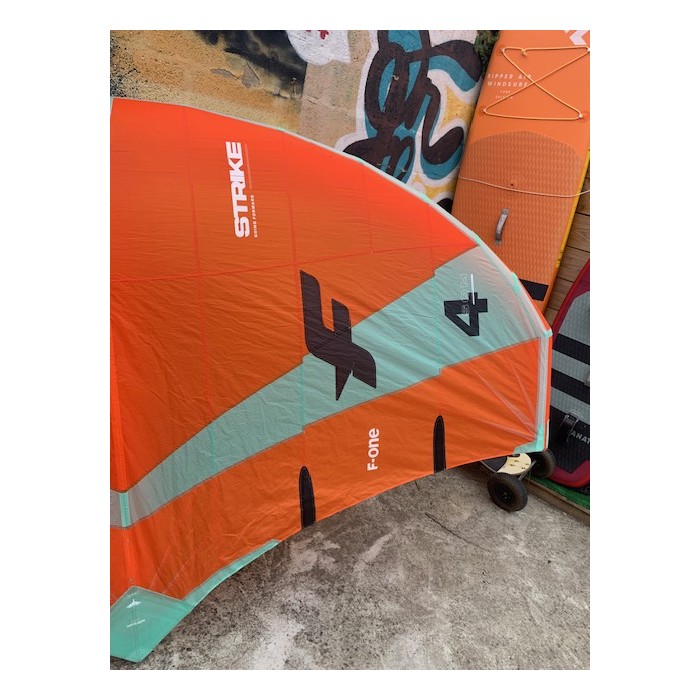 F-one Strike V4 Occasion 4m²