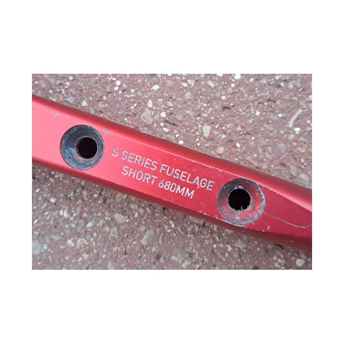 Axis fuselage Red S serie 680 - Occasion