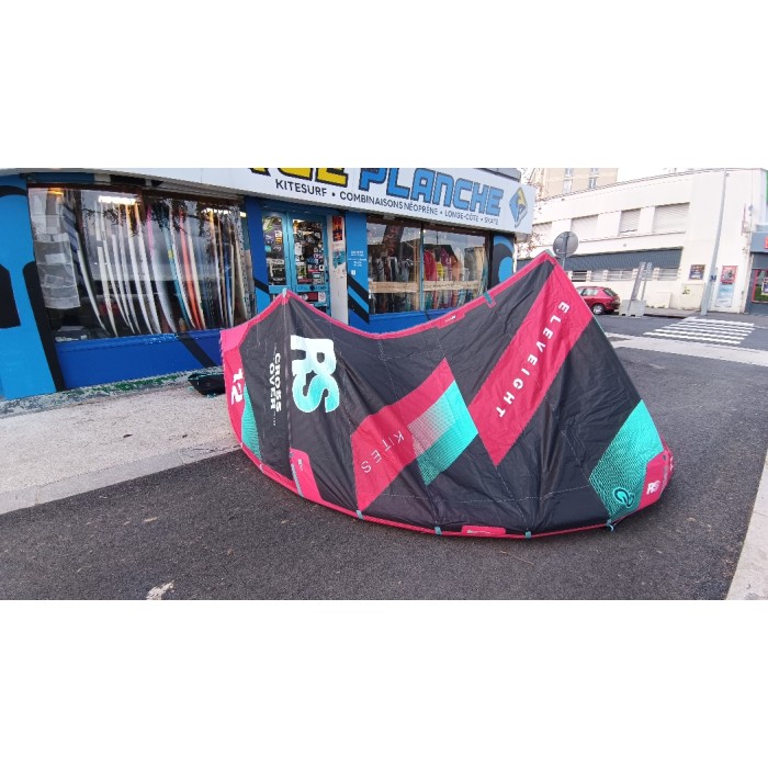 ELEVEIGHT RS V8 12m 2024 Occasion